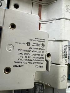 One Ferraz Shawmut USCC2I UltraSafe 2 Pole Fuse Holder - Picture 1 of 2