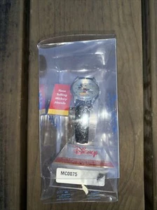 Mickey Mouse Uhr mit Tageskalender von SII Marketing MC0075 aus Nachlass - Bild 1 von 5
