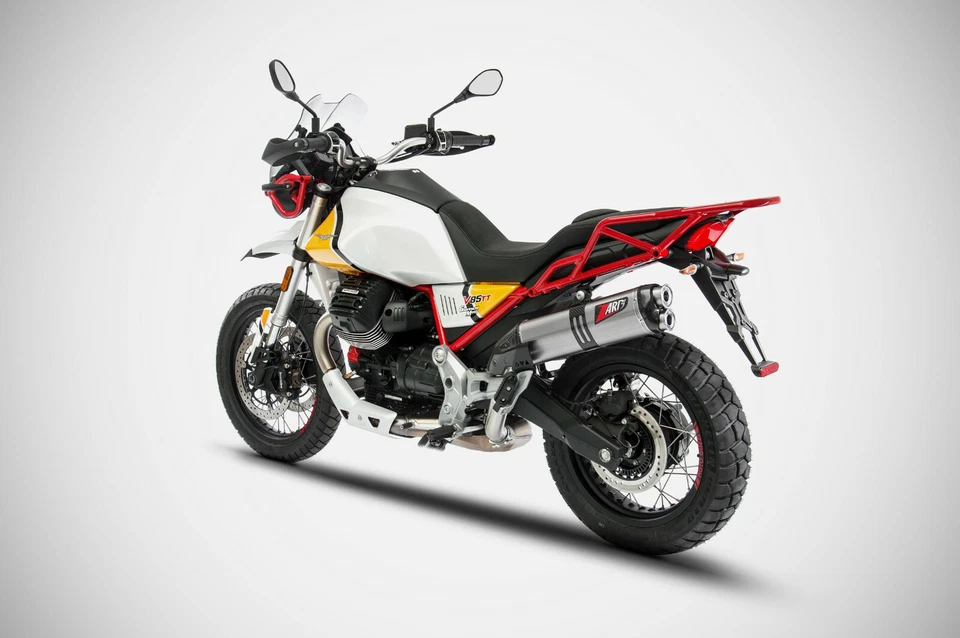 Silenciador trasero Zard SlipOn 2-1 acero inoxidable Moto Guzzi V85 TT del modelo 2019 Foto 1 de 2