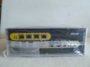 ADLINK TECHNOLOGY EOS-1200/M4G/SSD32G(G) Sistemi industriali - Foto 1 di 3