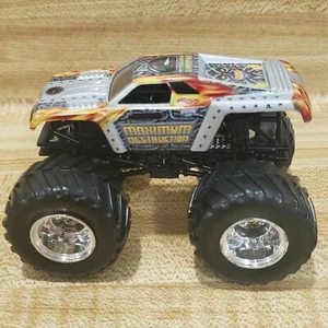 Camión Monster Jam 1:64 Maximum Destruction 2011 Hotwheels usado - Imagen 1 de 9