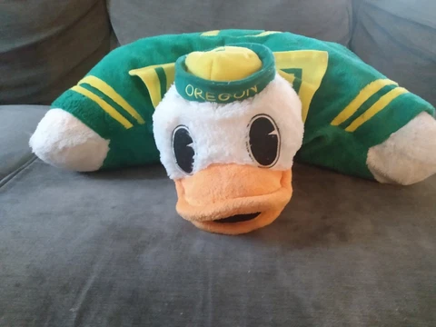 Oregon Ducks Pillow Pet Plush Large 20" - University of Oregon NCAA Cover
