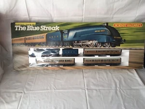 Hornby The Blue Streak - Sir Nigel Greeley R682 Loco and Coaches only - Picture 1 of 9