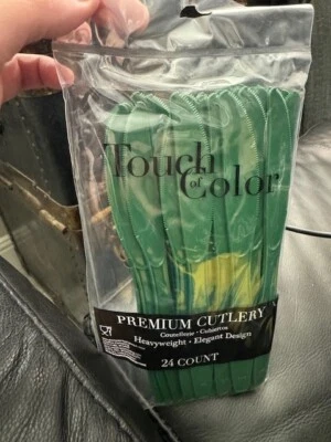 Hunter Green Premium Cutlery Plastic Knives 24ct. Party Supply Tableware New! - Image 1 of 2