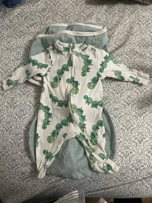 Old Navy Baby Size Newborn Sleep Play One Piece Footed Pajamas And Swaddle - Image 1 of 4