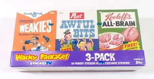 Paquete de 3 pegatinas Topps Wacky Packages 2010 serie 7 parodia caja de cereales débiles - Imagen 1 de 2