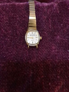 Times Square Women's Watch Stainless Steel Gold Plated Quartz Missing Pin - Picture 1 of 8