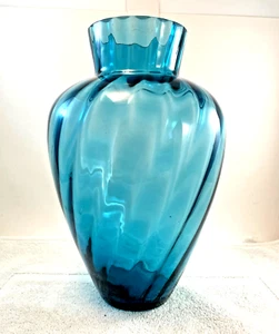 Large VTG Peacock Blue Swirl Hand Blown Glass Vase 12” MCM Beauty Read - Picture 1 of 7
