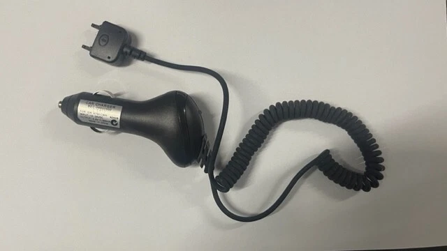 Cargador de coche para Sony Ericsson T650,V630,W200i,W810,Z520 series nuevo en paquete Foto 1 de 1