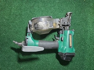 Masterforce 208-5013 15-Degree Pneumatic Air Coil Roofing Nailer - Picture 1 of 4