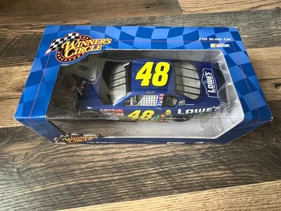 1:18 ACTION WINNER'S CIRCLE 2002 #48 LOWES LOONEY TUNES REMATCH JIMMIE JOHNSON - Image 1 of 4