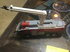 Airport Fire Truck Pull Back Sound & Light Aviation Fire Car Toys Christmas Gift - Picture 1 of 3