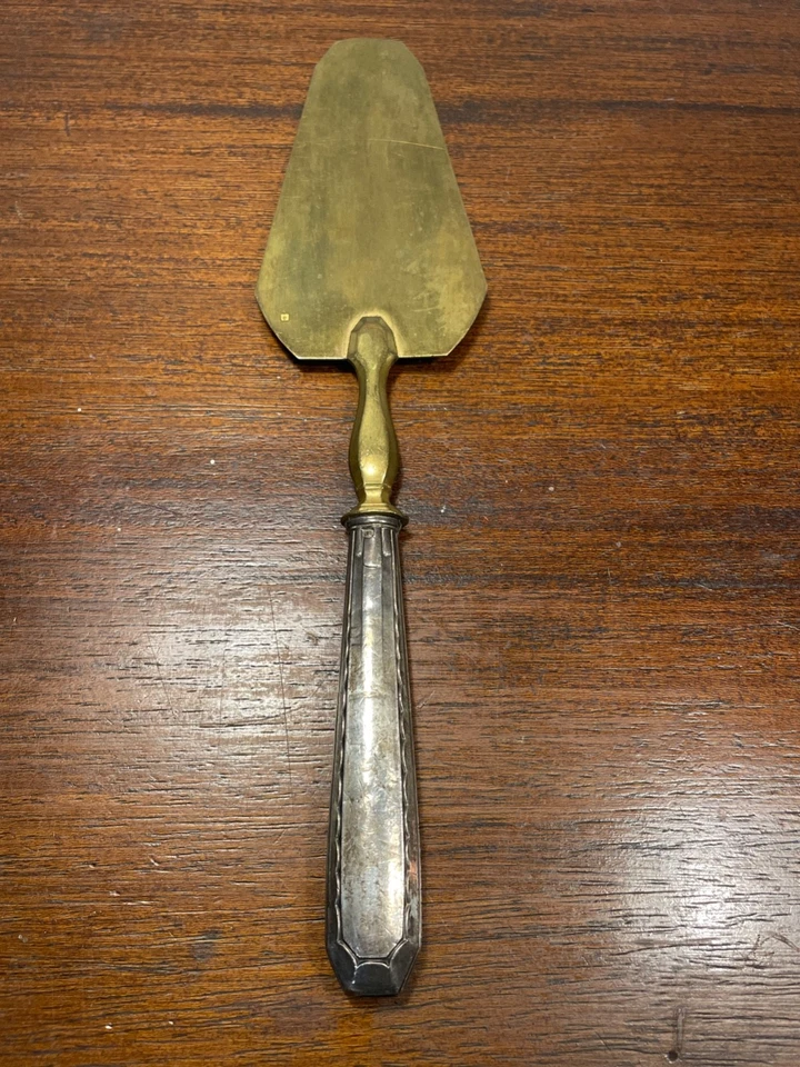 Antica Paletta Torta Metallo Argentato Con Manica IN Argento, (10-21/1) - Immagine 1 di 4