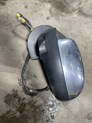 2007-14 chevy tahoe suburban yukon left driver mirror - Imagem 1 de 3