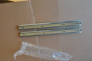 Robuste 3-Teilige Schwerlast Möbelschienen - Schwerlastauszug - Kugelgelagert - Bild 1 von 4