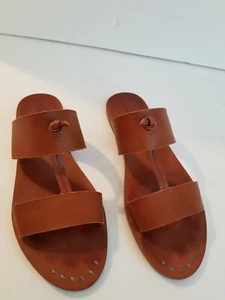 HERMOSAS SANJAS DE CUERO MARRÓN LUCKY MARCA TALLA 8.5 CON TACHUELAS - Imagen 1 de 6