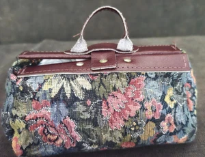 1990 's AMERICAN GIRL Pleasant Company Kirsten’s Carpet Bag Satchel Retired - Picture 1 of 6