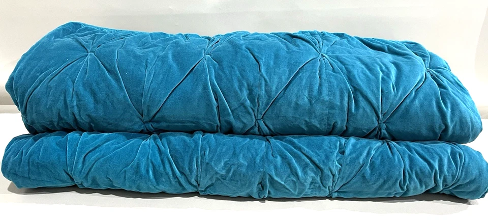 Pottery Barn Teen Comforter Quilt Twin Deep Teal Blue Velvet Pintuck 86x68 inch - Image 1 of 4