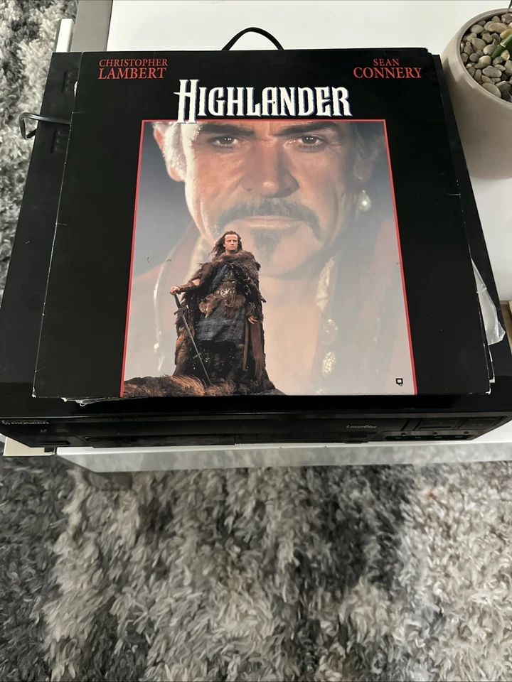 Highlander Laserdisc LD Christopher Lambert Sean Connery Free Ship $50 - Image 1 of 1