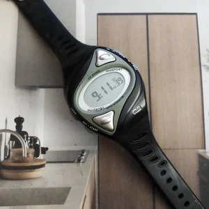 Mio Sport Smart Wrist Watch Heart Rate Monitor Alarm DayDate - Picture 1 of 7