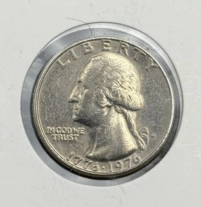 1976 D Bicentennial Washington Quarter 25c Heraldic Eagle US Mint Coin Denver - Picture 1 of 2