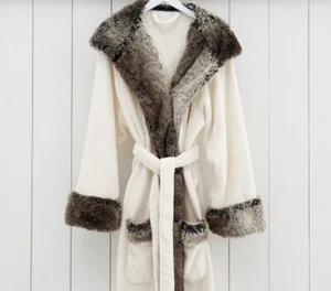 Pottery Barn Ombré Faux Fur Robe - Picture 1 of 5