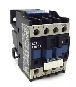 Telemecanique LC1D0910M7 3 pole 25A (220-230V 50Hz, 220-240V 60Hz) AC contacor - Picture 1 of 1
