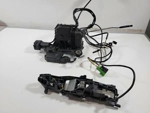 ✅06-11 MERCEDES W219 CLS63 FRONT LEFT DOOR LOCK ACTUATOR KEYLESS 2197200735 OEM - Picture 1 of 6