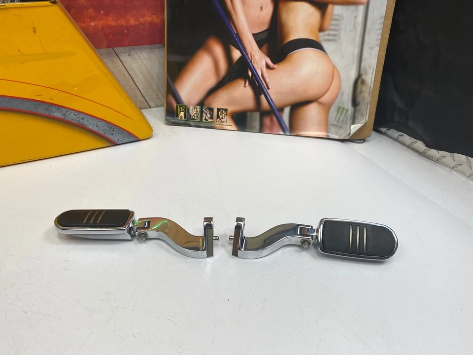 🔥Clavijas de pie de pasajero originales 97-22 Harley Touring Streamliner OEM🔥 Foto 1 de 4