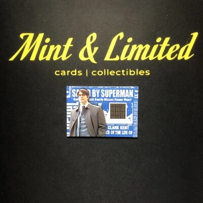 2006 Topps Superman Returns Authentic Memorabilia Card  Clark Kent's Trench Coat - Image 1 of 4