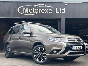 2016 Mitsubishi Outlander 2.0h 12kWh GX4hs CVT 4WD Euro 6 (s/s) 5dr ESTATE Petro - Picture 1 of 24