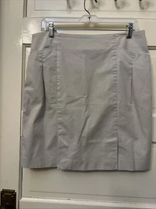 Simply Vera Wang Beige Mini Skirt Women's Size 12 Pleated Pockets Back Zipper - Picture 1 of 6