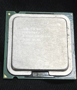 Intel Pentium 4 SL7Q2 3.6GHZ 1M 800 LGA775 CPU  Special encoding - Picture 1 of 1