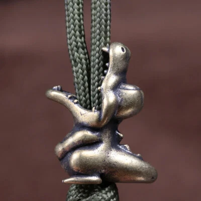 EDC Cocodrilo Paracord Cuchillo Cuentas Cordón Latón Hágalo Usted Mismo Herramienta Colgante Pulsera Tejida Foto 1 de 4