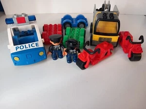 Lego DUPLO Autos und Motorrad Konvolut + Figuren Vintage Polizei aus Set 5602 - Bild 1 von 6