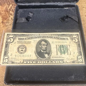 1928 A 5 Dollar Bill New York Redeemable In Gold - Picture 1 of 4