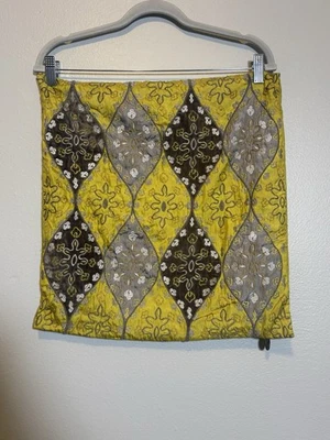 Funda de almohada Pier 1 bordada formas de diamante Boho Ikat amarillo gris 17x17 Foto 1 de 3