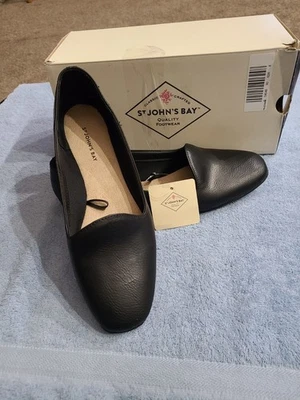 St. John's Bay SJB Kessler Black Faux Leather Flats, Women's Size 7, NEW - Image 1 of 4