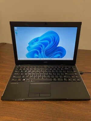 Dell Latitude 3330 Core i5-3337U 1.8GHz 4GB 64+128GB SSD 13" Sin Batería JJJBRT1 Foto 1 de 4