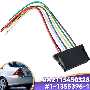 For Mercedes W204 S204 C204 C-Class Rear Tail Light Bulb Wired Connector Plug - Picture 1 of 7