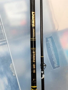 Daiwa 8'6 2pc Regal Strike medium light action 8-16 lb spinning rod EUC - Picture 1 of 7