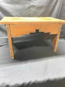 American 19th Century New England Grain Painted Stool - Picture 1 of 5