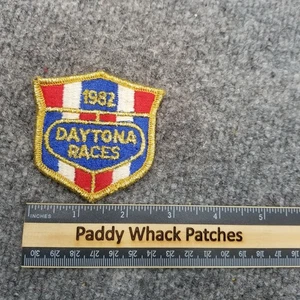 Vintage 1982 Daytona Races Patch NASCAR Car Auto Racing 80s Shield Red White AC3 - Picture 1 of 2