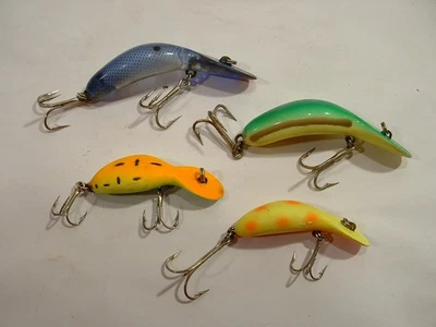 Vintage Heddon "Clatter Tad" Fishing Lure Lot 7 - Image 1 of 4