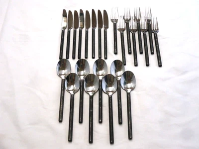 CUBIERTOS DE ACERO INOXIDABLE FORJADO WEST ELM CHINA 24 PIEZAS Foto 1 de 4