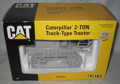 Tractor de orugas Caterpillar Cat de 2 toneladas #2438 1993 ERTL de metal fundido a presión con caja Foto 1 de 4