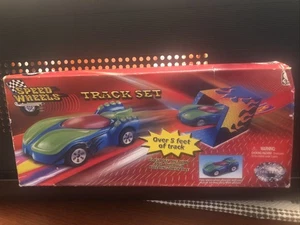 Speed Wheels Track Set- new in pack - Picture 1 of 4