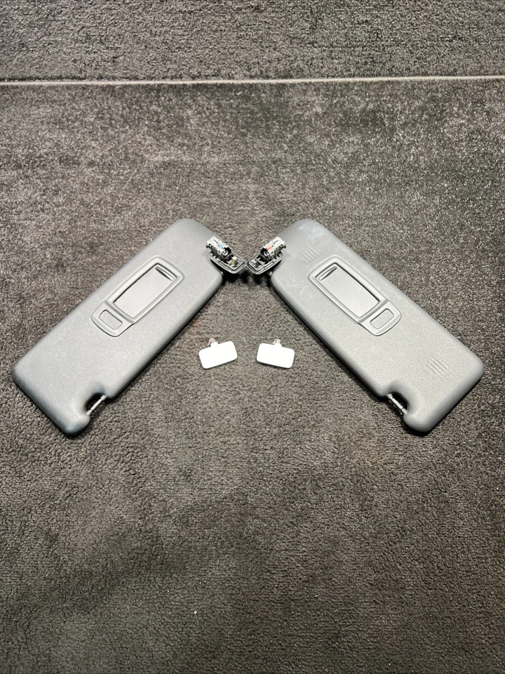 Juego de parasoles BMW X1 2016 con luces OEM negro Foto 1 de 4