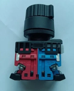 1 PIEZA Fuji Electric Selecciona el interruptor giratorio AR30S6R/AR30S6R-11B 1NO+1NC - Imagen 1 de 1