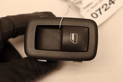 2011-2012 DODGE RAM 1500 2500 3500 REAR LEFT SIDE DOOR WINDOW SWITCH BUTTON OEM - Image 1 of 4